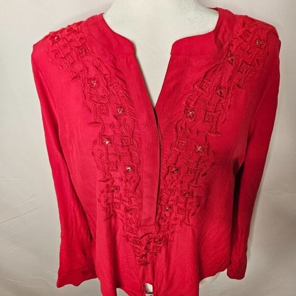 Chico's Size 1 Medium Embroidery Red Tie Front Long Sleeve Top Cottagecore - Picture 2 of 9